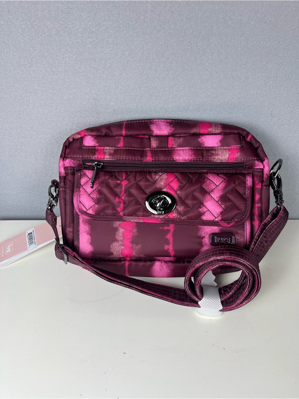 Lug Crossbody Bag Pink/Maroon Ombre Boho Chic Adjustable Strap Organizer Pockets